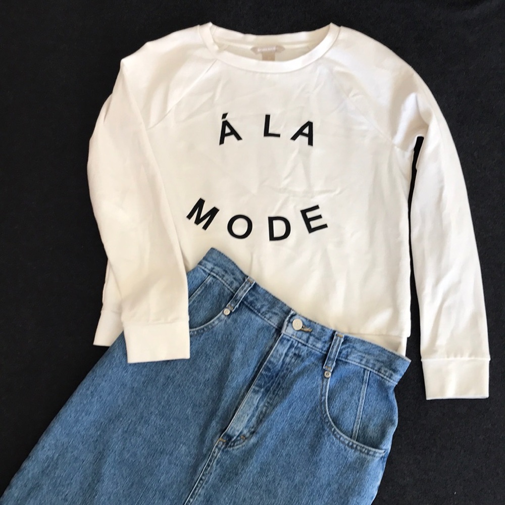 Banana Republic Crew neck sweater shirt